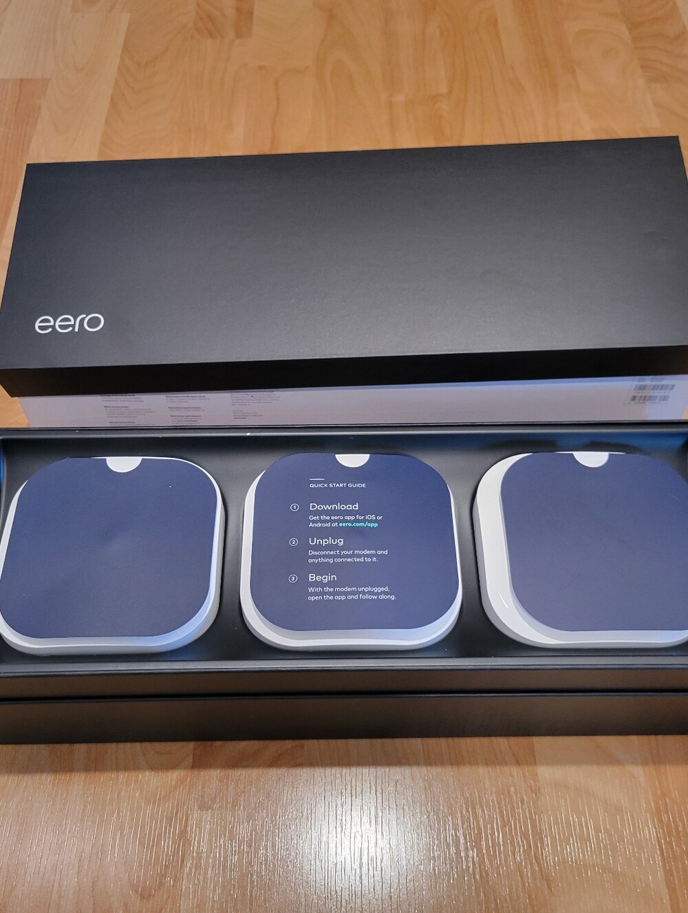 eero Pro WiFi System White Mesh Router 3-Pack 2nd Generation B010301 - Picture 4 of 15